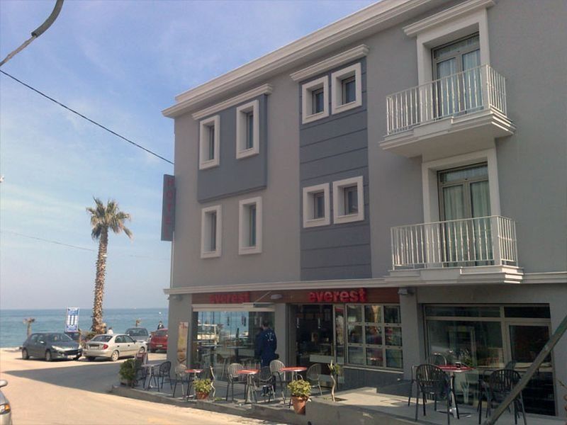 Rastoni - Helvetia Hotel *